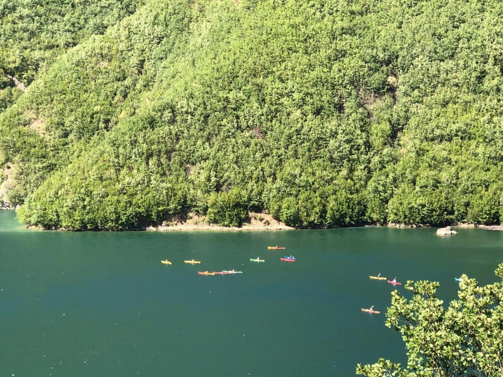 Twin Villas Komani Lake Kültér fotó